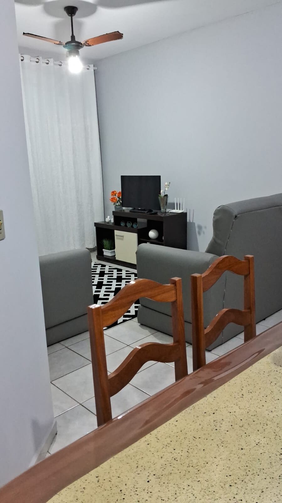 Apartamento 3 Quartos com Piscina para 8 · Praia Grande - foto 2