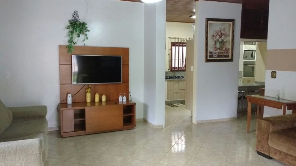 Casa com Piscina para 12 · Toninhas - foto 6