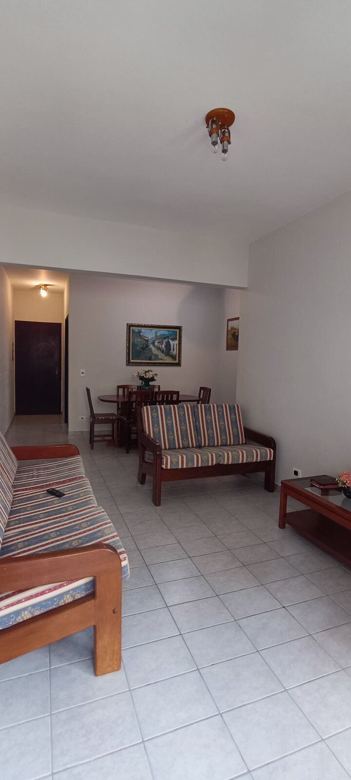 Apartamento Amplo para 6 · Centro - foto 2